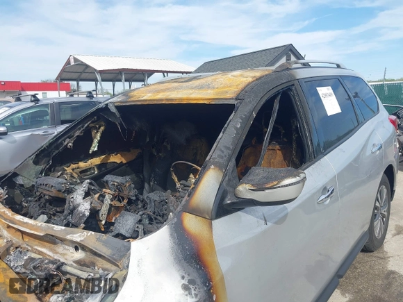 2018 Nissan Pathfinder SV with VIN 5N1DR2MM0JC662298, listed as a IAAI auction lot 42093409 with Not provided miles and . Bid and sale history available at DreamBid. Image 11.