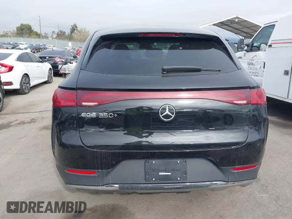2024 Mercedes-Benz EQE 350+ z VIN 4JGGM2BB7RA054735, wystawiony jako IAAI lot #40903255 z przebiegiem Nie podano mil oraz . Historia ofert i sprzedaży dostępna na DreamBid. Obrazek 16.