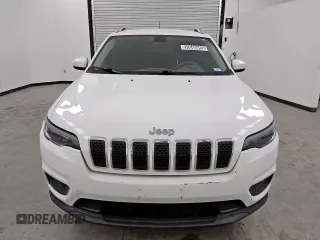 2019 Jeep Cherokee Latitude with VIN 1C4PJLCX4KD145964, listed as a Copart auction lot 55045555 with 100,821 mi miles and Clean title. Bid and sale history available at DreamBid. Image 5.