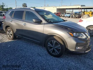 2017 Nissan Rogue SL with VIN JN8AT2MT6HW405885, listed as a Copart auction lot 48282395 with 52,298 mi miles and Salvage Title. Bid and sale history available at carsss.com. Image 4.