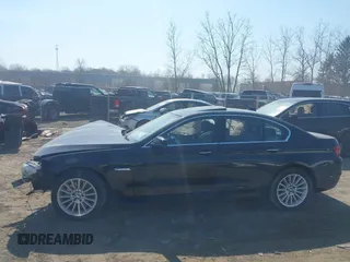 2013 BMW 5 Series 535i xDrive with VIN WBAFU7C59DDU71560, listed as a IAAI auction lot 41768025 with 155,095 mi miles and . Bid and sale history available at carsss.com. Image 14.