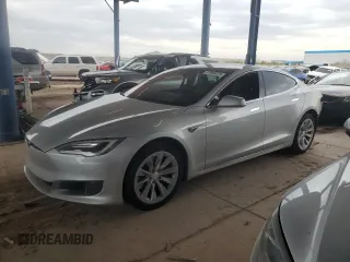 2017 Tesla Model S 100D with VIN 5YJSA1E22HF197885, listed as a Copart auction lot 51005875 with 132,793 mi miles and Salvage Title. Bid and sale history available at carsss.com. Image 1.