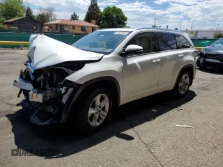 2016 Toyota Highlander Limited with VIN 5TDDKRFH3GS258727, listed as a Copart auction lot 61667005 with 121,789 mi miles and Salvage title. Bid and sale history available at DreamBid. Image 1.