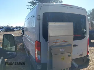 2017 Ford Transit with VIN 1FTBW9CG1HKB18868, listed as a IAAI auction lot 41616600 with 59,831 mi miles. Bid and sale history available at carsss.com. Image 3.