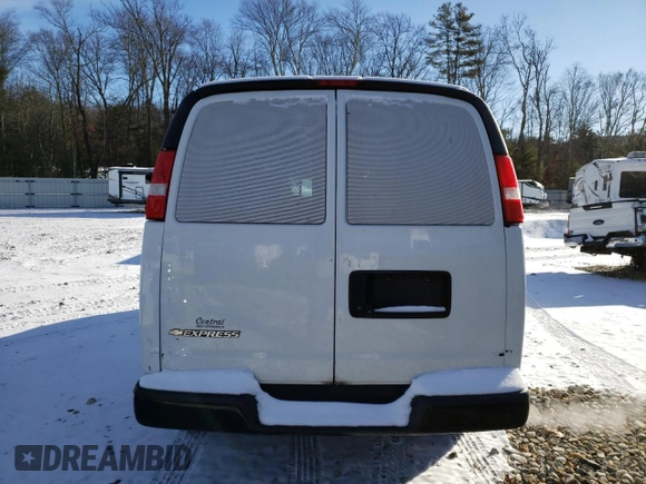 2019 Chevrolet Express Cargo Van with VIN 1GCWGBFP2K1182089, listed as a Copart auction lot 83420944 with 148,415 mi miles and Salvage Title. Bid and sale history available at carsss.com. Image 6.