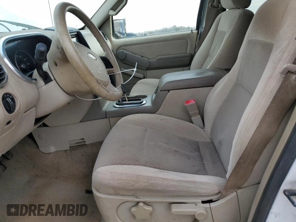2006 Ford Explorer XLS with VIN 1FMEU62E46UB28972, listed as a Copart auction lot 43192195 with 227,573 mi miles and Salvage Title. Bid and sale history available at carsss.com. Image 7.