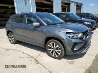 2024 Volkswagen Taos SE z VIN 3VVSX7B20RM012706, wystawiony jako Copart lot #55919195 z przebiegiem 47 610 mil mil oraz Tytuł czysty. Historia ofert i sprzedaży dostępna na DreamBid. Obrazek 4.