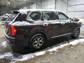 2022 Kia Telluride EX with VIN 5XYP3DHC4NG283693, listed as a Copart auction lot 44032045 with 28,180 mi miles and Salvage Title. Bid and sale history available at carsss.com. Image 3.