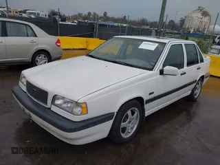 1996 Volvo S70 with VIN YV1LS5540T1337079, listed as a IAAI auction lot 41495253 with 180,722 mi miles. Bid and sale history available at carsss.com. Image 2.