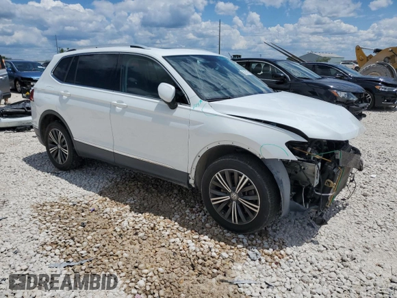 2018 Volkswagen Tiguan SEL z VIN 3VV2B7AX8JM156391, wystawiony jako Copart lot #56233975 z przebiegiem 85 166 mil mil oraz Szkoda całkowita • Salvage title. Historia ofert i sprzedaży dostępna na DreamBid. Obrazek 4.
