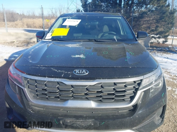 2021 Kia Seltos LX with VIN KNDEPCAA1M7229729, listed as a IAAI auction lot 41322078 with 49,297 mi miles. Bid and sale history available at carsss.com. Image 12.