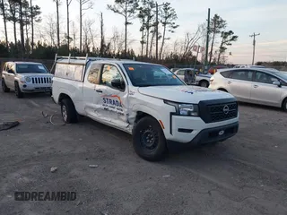 2022 Nissan Frontier S z VIN 1N6ED1CL9NN671261, wystawiony jako IAAI lot #41448740 z przebiegiem 36 282 mil mil oraz . Historia ofert i sprzedaży dostępna na DreamBid. Obrazek 1.