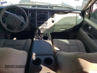 2011 Ford Expedition XL z VIN 1FMJU1G56BEF47646, wystawiony jako Copart lot #88081725 z przebiegiem 174 100 mil mil oraz Szkoda całkowita • Salvage title. Historia ofert i sprzedaży dostępna na DreamBid. Obrazek 8.