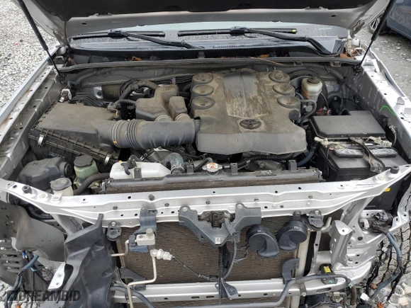 2017 Toyota 4Runner SR5 with VIN JTEZU5JR4H5162147, listed as a Copart auction lot 79266064 with 121,766 mi miles and Salvage Title. Bid and sale history available at carsss.com. Image 12.