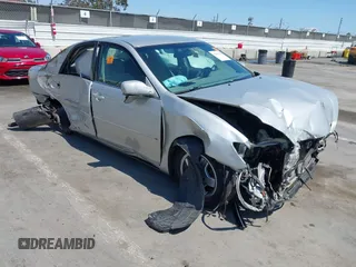 2002 Toyota Camry XLE z VIN 4T1BF32K92U540333, wystawiony jako IAAI lot #42407107 z przebiegiem 85 590 mil mil oraz . Historia ofert i sprzedaży dostępna na DreamBid. Obrazek 1.
