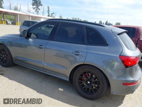 2016 Audi SQ5 Premium Plus z VIN WA1CCAFP3GA047083, wystawiony jako IAAI lot #42233291 z przebiegiem 122 382 mil mil oraz . Historia ofert i sprzedaży dostępna na DreamBid. Obrazek 14.