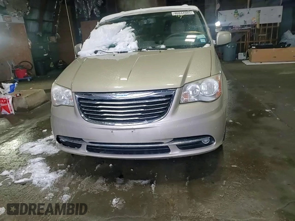 2013 Chrysler Town & Country Touring with VIN 2C4RC1BG9DR559993, listed as a Copart auction lot 46844985 with 112,137 mi miles and Salvage Title. Bid and sale history available at carsss.com. Image 12.