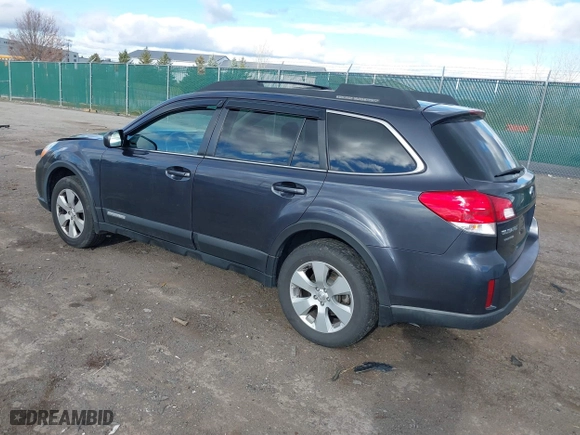 2012 Subaru Outback 2.5i Prem with VIN 4S4BRBCC4C3214133, listed as a IAAI auction lot 40945356 with 162,413 mi miles. Bid and sale history available at carsss.com. Image 3.
