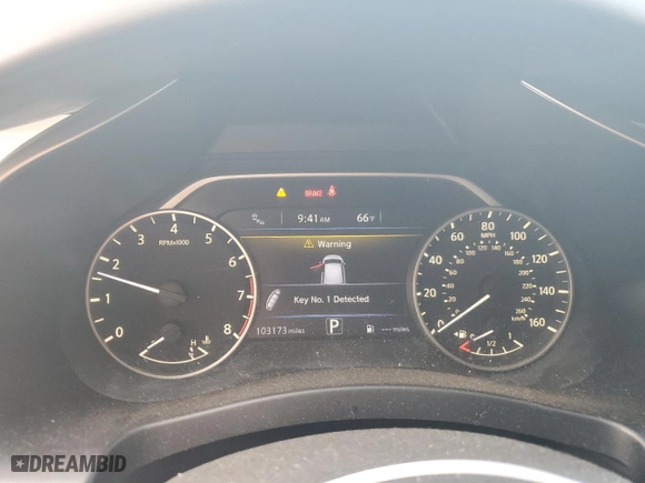 2017 Nissan Murano SL with VIN 5N1AZ2MH2HN122584, listed as a Copart auction lot 68319984 with 103,173 mi miles and Non Repairable. Bid and sale history available at carsss.com. Image 9.