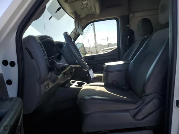 2019 Nissan NV Cargo SV with VIN 1N6BF0LY3KN810752, listed as a Copart auction lot 43841865 with 89793 miles and Salvage Title. Bid and sale history available at carsss.com. Image 7.