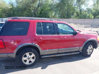 2004 Ford Explorer XLT z VIN 1FMZU73W74UB95173, wystawiony jako IAAI lot #42396738 z przebiegiem 139 703 mil mil oraz . Historia ofert i sprzedaży dostępna na DreamBid. Obrazek 13.