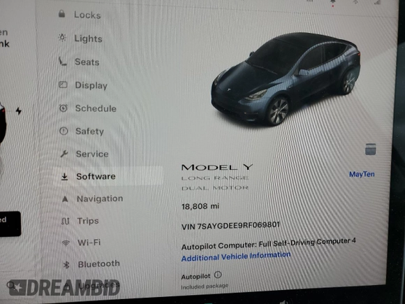 2024 Tesla Model Y Long Range with VIN 7SAYGDEE9RF069801, listed as a Copart auction lot 60857145 with 18,808 mi miles and Salvage title. Bid and sale history available at DreamBid. Image 9.