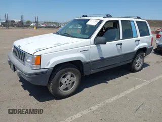 1994 Jeep Grand Cherokee Laredo с VIN 1J4GZ58SXRC104587, выставлен на аукционе IAAI как лот 42498949 с пробегом 385 411 миль миль и . История ставок и продаж доступна на DreamBid. Изображение 2.