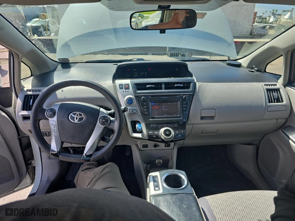 2015 Toyota Prius v Two with VIN JTDZN3EU0FJ025540, listed as a Copart auction lot 51696725 with 441,233 mi miles and Clean Title. Bid and sale history available at carsss.com. Image 9.