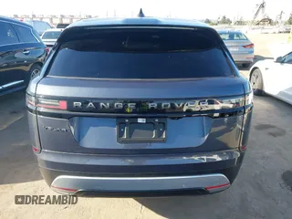 2025 Land Rover Range Rover Velar S с VIN SALYJ2EX5SA392822, выставлен на аукционе IAAI как лот 42259634 с пробегом 4 289 миль миль и . История ставок и продаж доступна на DreamBid. Изображение 16.