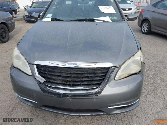 2011 Chrysler 200 Touring with VIN 1C3BC1FB2BN602536, listed as a IAAI auction lot 41858171 with 1 mi miles. Bid and sale history available at carsss.com. Image 6.