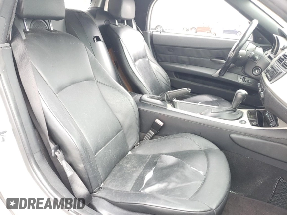 2005 BMW Z4 3.0i with VIN 4USBT53565LU09320, listed as a Copart auction lot 59596535 with 118,790 mi miles and Salvage title. Bid and sale history available at DreamBid. Image 10.