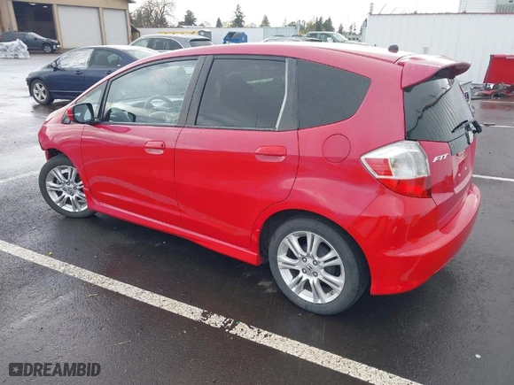 2009 Honda Fit Sport w/Navi with VIN JHMGE88619S009748, listed as a IAAI auction lot 41920104 with 129,532 mi miles. Bid and sale history available at carsss.com. Image 3.