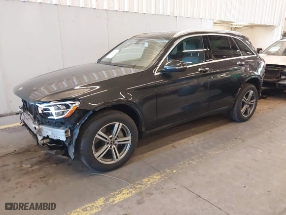 2020 Mercedes-Benz GLC with VIN W1N0G8EB3LF852292, listed as a IAAI auction lot 41712907 with 56,262 mi miles. Bid and sale history available at carsss.com. Image 2.