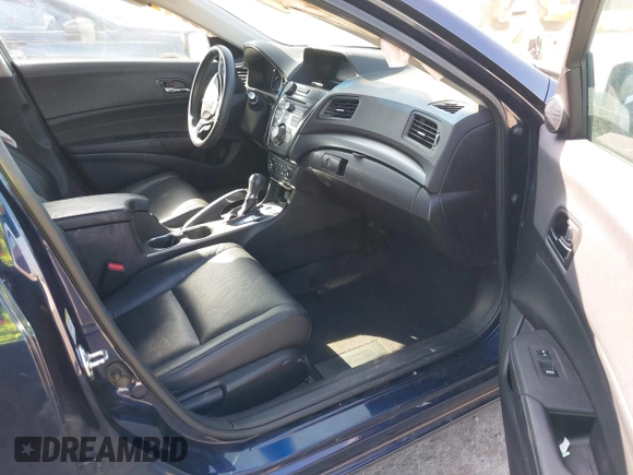 2014 Acura ILX with VIN 19VDE1F31EE004253, listed as a IAAI auction lot 41997152 with 126,788 mi miles. Bid and sale history available at carsss.com. Image 5.