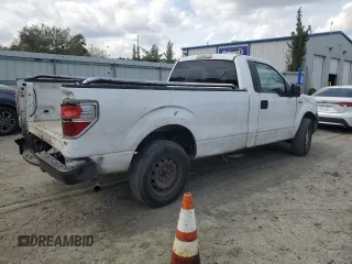 2013 Ford F-150 XL with VIN 1FTMF1CM4DKD91877, listed as a Copart auction lot 48806835 with 263,571 mi miles and Salvage Title. Bid and sale history available at carsss.com. Image 3.