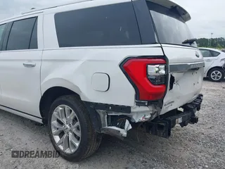 2019 Ford Expedition Max Platinum z VIN 1FMJK1MT1KEA00308, wystawiony jako IAAI lot #42299341 z przebiegiem 114 994 mil mil oraz . Historia ofert i sprzedaży dostępna na DreamBid. Obrazek 6.