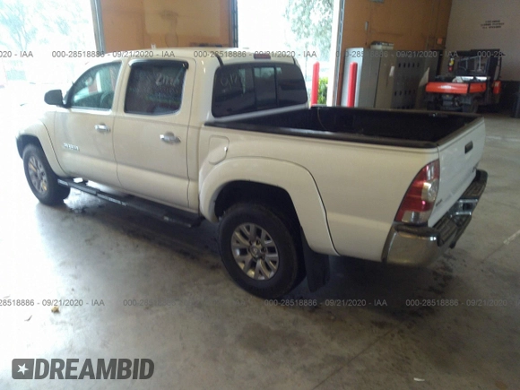 2009 Toyota Tacoma PreRunner with VIN 3TMJU62N59M083231, listed as a IAAI auction lot 28518886 with 190,324 mi miles. Bid and sale history available at carsss.com. Image 3.