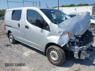 2019 Nissan NV200 Compact Cargo S with VIN 3N6CM0KNXKK699172, listed as a IAAI auction lot 40029579 with 143,429 mi miles. Bid and sale history available at carsss.com. Image 1.