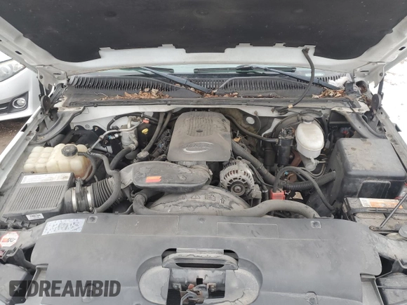 2004 Chevrolet Silverado 1500 Work Truck with VIN 1GCEC14V54Z198987, listed as a Copart auction lot 88980575 with 281,667 mi miles and Salvage Title. Bid and sale history available at carsss.com. Image 11.