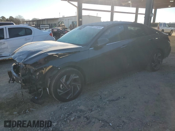 2024 Hyundai Elantra Limited z VIN KMHLN4DJ7RU102759, wystawiony jako Copart lot #42094845 z przebiegiem 1 008 mil mil oraz Szkoda całkowita • Salvage title. Historia ofert i sprzedaży dostępna na DreamBid. Obrazek 1.