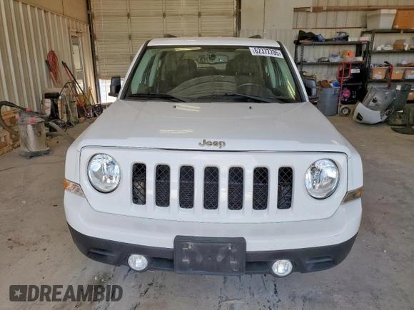 2017 Jeep Patriot Latitude с VIN 1C4NJPFB1HD183384, выставлен на аукционе Copart как лот 62372705 с пробегом 71 878 миль миль и Списание • Salvage title. История ставок и продаж доступна на DreamBid. Изображение 5.