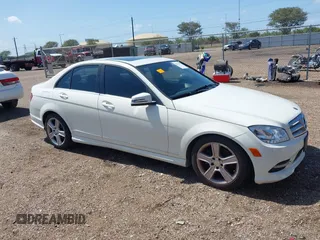 2011 Mercedes-Benz C 300 Sport с VIN WDDGF5EB2BR167341, выставлен на аукционе IAAI как лот 42316795 с пробегом 153 165 миль миль и . История ставок и продаж доступна на DreamBid. Изображение 1.