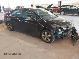 2018 Kia Forte LX with VIN 3KPFL4A71JE261201, listed as a IAAI auction lot 41658320 with 146,872 mi miles. Bid and sale history available at carsss.com. Image 1.