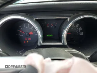 2005 Ford Mustang Deluxe z VIN 1ZVFT80N155224106, wystawiony jako Copart lot #56429875 z przebiegiem 80 238 mil mil oraz Szkoda całkowita • Salvage title. Historia ofert i sprzedaży dostępna na DreamBid. Obrazek 9.