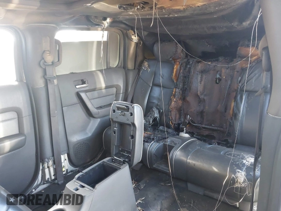 2006 Hummer H3 with VIN 5GTDN136468296894, listed as a IAAI auction lot 41053310 with 1 mi miles. Bid and sale history available at carsss.com. Image 6.