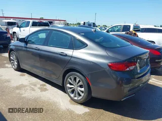 2015 Chrysler 200 S with VIN 1C3CCCBG2FN522354, listed as a IAAI auction lot 42101597 with 147,837 mi miles. Bid and sale history available at carsss.com. Image 3.
