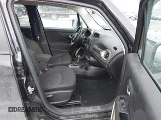 2016 Jeep Renegade Latitude with VIN ZACCJBBTXGPC51013, listed as a IAAI auction lot 41708394 with 150,512 mi miles. Bid and sale history available at carsss.com. Image 5.