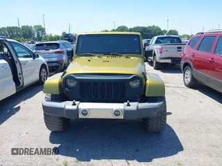 2008 Jeep Wrangler Unlimited Sahara with VIN 1J4GA59128L608191, listed as a IAAI auction lot 42669266 with 201,156 mi miles and . Bid and sale history available at DreamBid. Image 12.