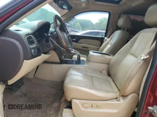 2009 GMC Yukon Denali z VIN 1GKFK03249R210700, wystawiony jako Copart lot #57426195 z przebiegiem 216 561 mil mil oraz Czysty tytuł • Clean title. Historia ofert i sprzedaży dostępna na DreamBid. Obrazek 7.