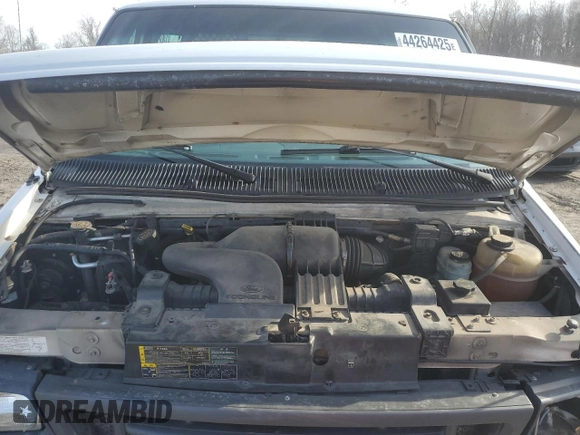 2004 Ford Econoline Cargo with VIN 1FTRE14W54HB47967, listed as a Copart auction lot 44264425 with 256,701 mi miles and Salvage Title. Bid and sale history available at carsss.com. Image 12.